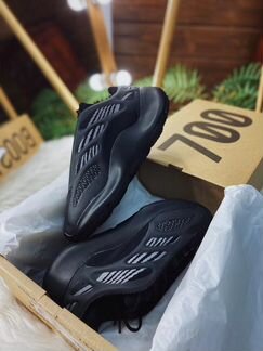 Аdidas Yeezy Boost 700 V3 