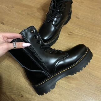 Зимние ботинки