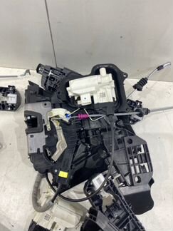 Замок дверей с доводчиком Mercedes-Benz Gls-Class