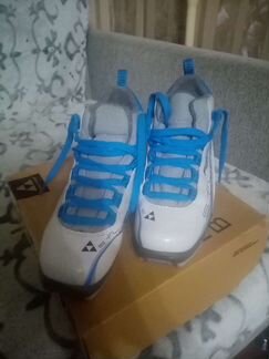 Ботинки для лыж