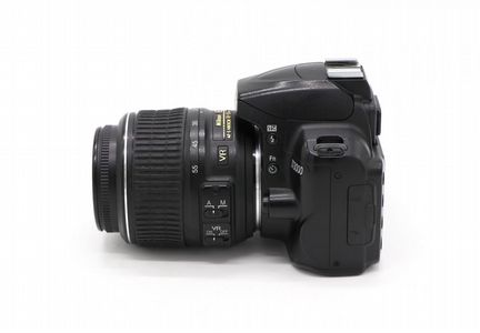 Nikon D3000 kit (пробег 8,6K)