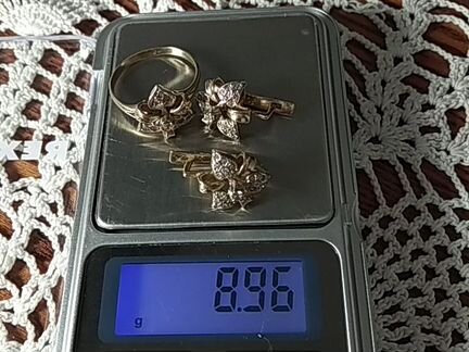 Золотой комплект с бриллиантами 583 пробы