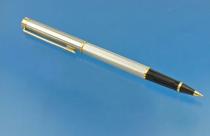 Шариковая ручка Pelikan