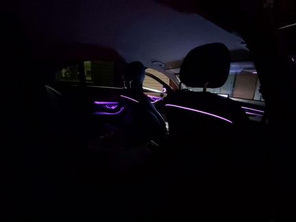 Подсветка салона в спинку сидений водителя и пасса