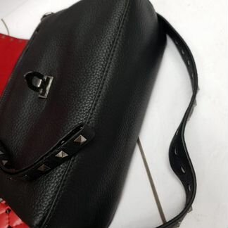 Новая сумка Valentino Garavani Rockstud черная