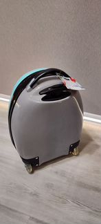 Детский чемодан новый