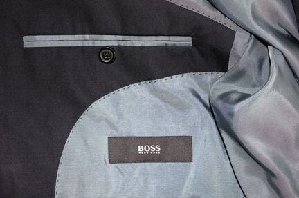 Деловой костюм Hugo Boss М