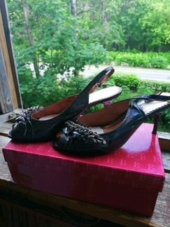 Босоножки туфли лаковые. Натуральная кожа. 39