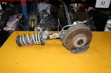 Стойка подвески передняя Volkswagen Touran