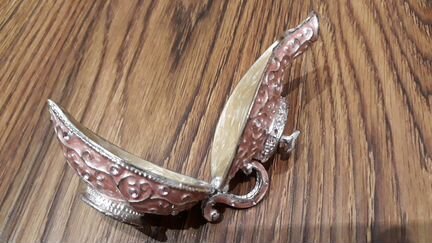 Шкатулка из эмали 