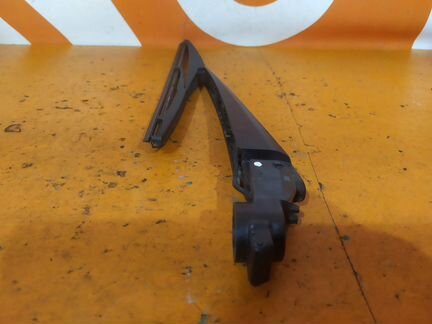 Поводок стеклоочистителя задний Toyota Rav4 2 XA20