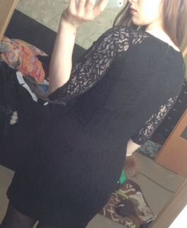 Платье кружевное