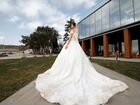 Свадебное Платье со шлейфом