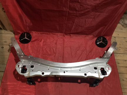 Телевизор Mercedes 213
