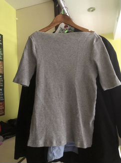 Плотная футболка uniqlo