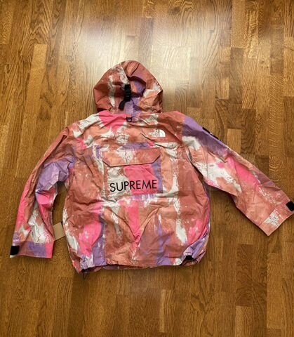 Supreme X The North Face Cargo Jacket Multicolor Kupit V Moskve Lichnye Veshi Avito