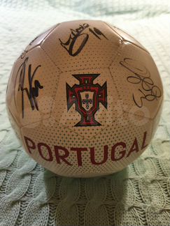 Мяч с автографом сборной Португалии чм2018