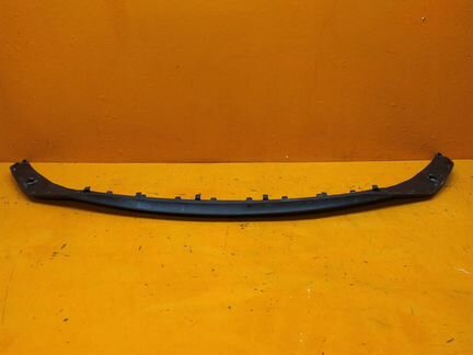 Накладка бампера передняя Hyundai Elantra 6 AD