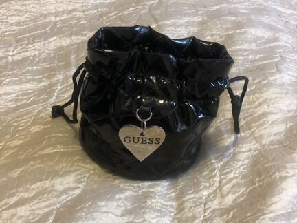 Часы Guess