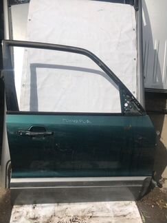 Дверь передняя правая Mitsubishi Pajero 3 V7 W