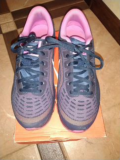 Кроссови nike женские