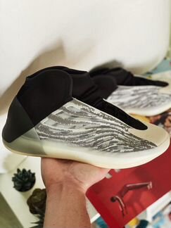 Yeezy Quantum lifestyle