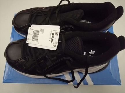 Кроссовки Adidas Новые