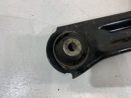 Рычаг подвески передний правый Nissan Note E11
