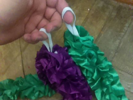 Свадебные украшения на автомобиль