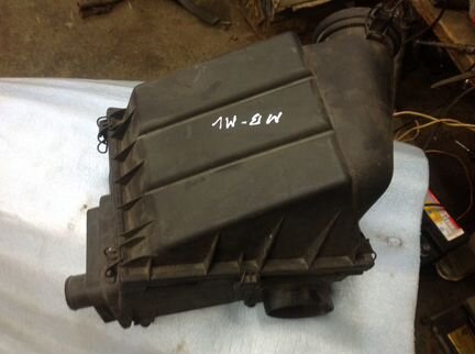 Воздушный фильтр (корпус) Мерседес w163 ML320